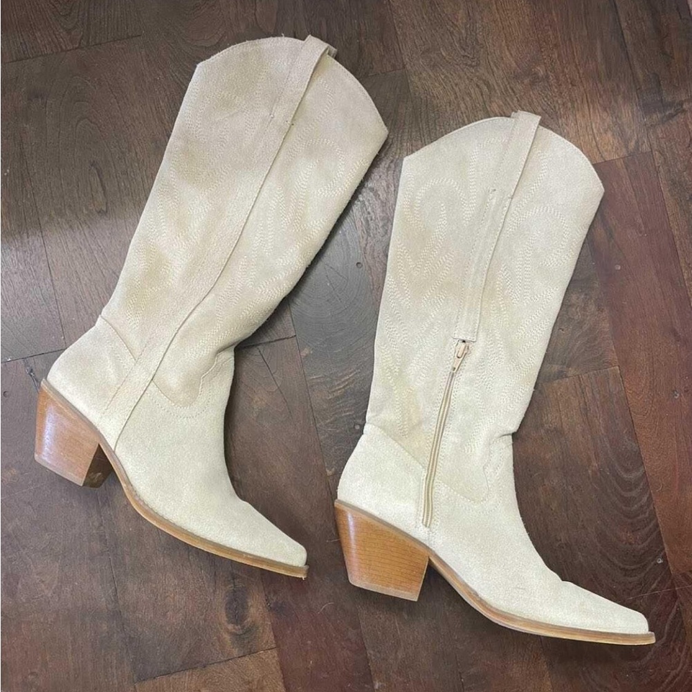 Coconuts by Matisse Cream Heeled Boots